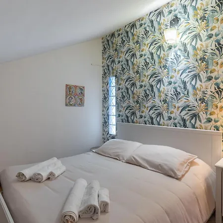 Intero 'lentini Room' شقة لينتيني