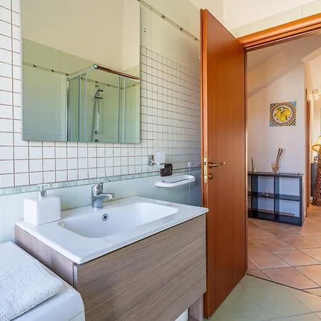 Intero 'lentini Room'