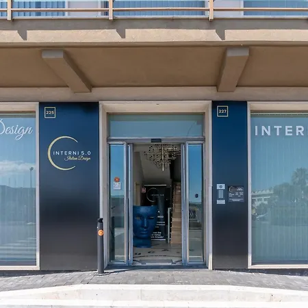 Intero 'lentini Room' لينتيني